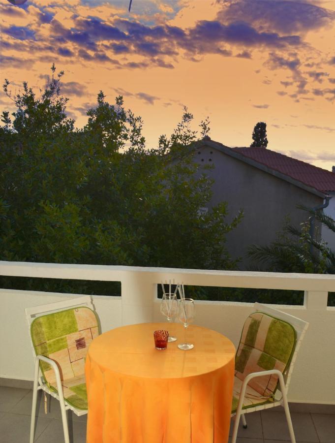 Apartments Mike Новаля Стая снимка